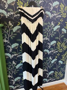 MM MM MM Strapless Maxi Dress Black White Chevron Empire Waist Size M